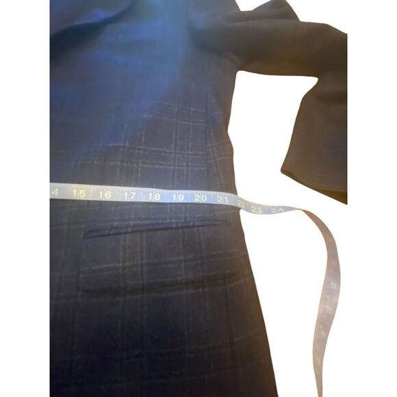 Jos A Bank 1905 Brrr Comfort Tailored Wool Blazer Navy Windowpane Men’s 44L - Picture 16 of 16
